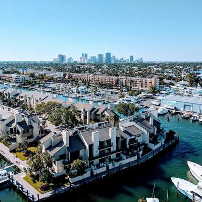 Fort Lauderdale, FL