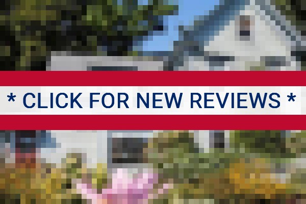 www.blacklanternbandb.com - check out latest independent reviews