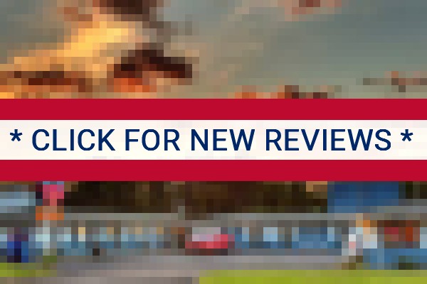 www.bluemountainmotel.net - check out latest independent reviews
