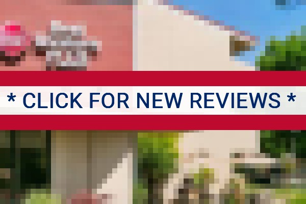www.gardencourtinn.com - check out latest independent reviews