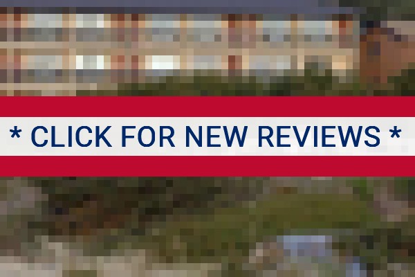 www.goldbeachinn.com - check out latest independent reviews