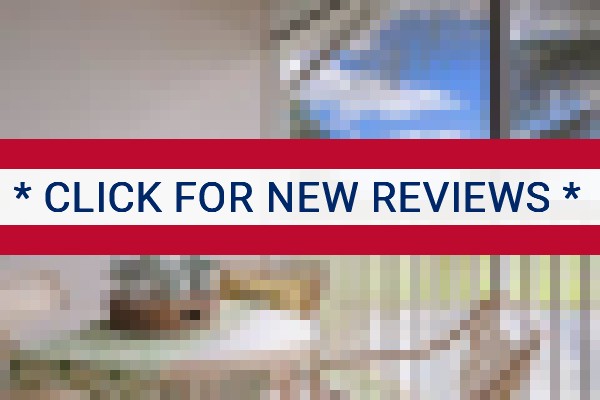 www.greenlinksnaples.com - check out latest independent reviews