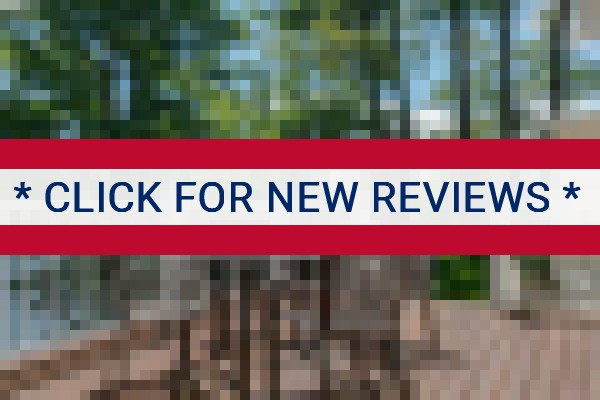 www.lakehouseinnlee.com - check out latest independent reviews